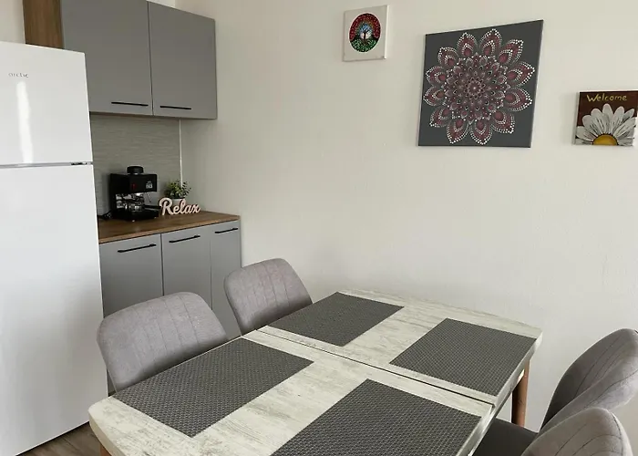 Fenyo Apartman